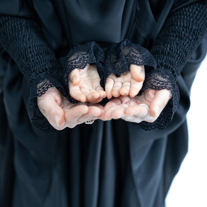 Lace mitten to match prayer gowns in cream or black - ANNAH HARIRI