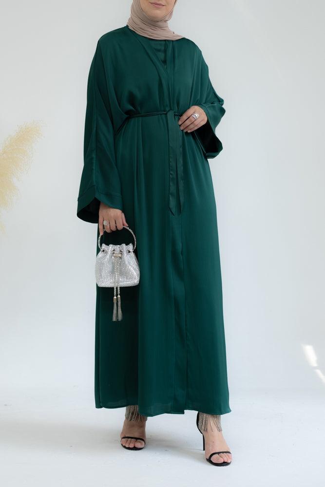 Lovenia Open front abaya and belt in Dark Green - ANNAH HARIRI