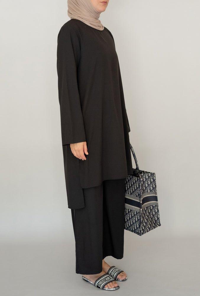 Closet Co Ord Modest Fashion Two-Piece Set pants and top in black - ANNAH HARIRI