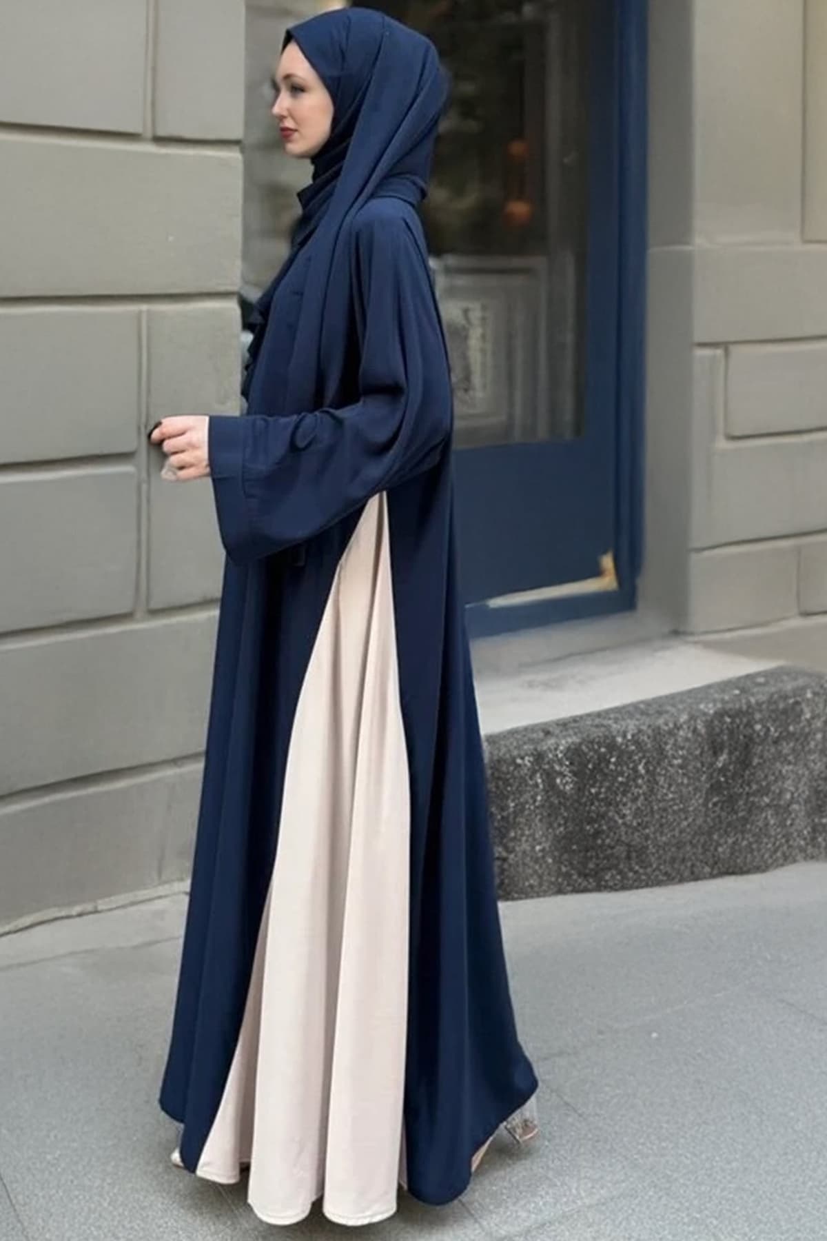 Side view of midnight blue-colored two-tone crepe Abaya