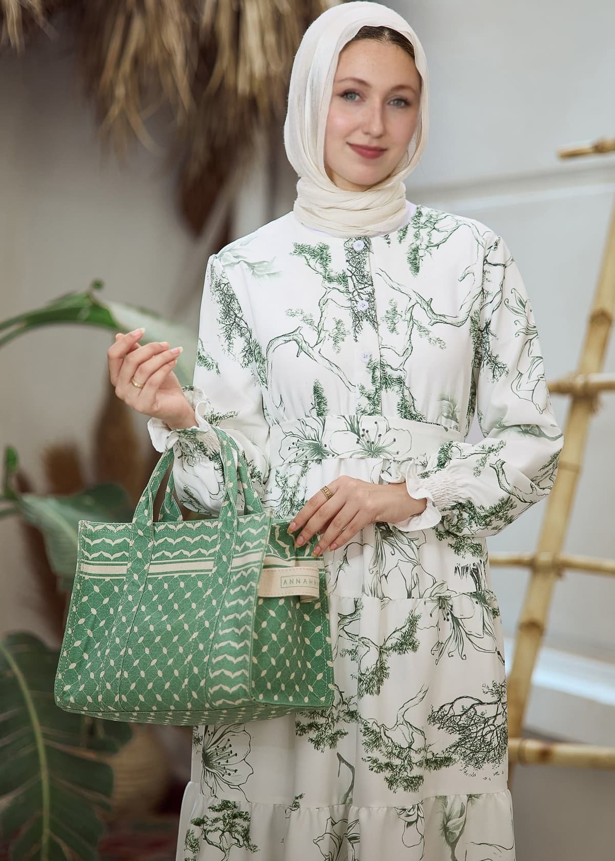 Emerald Green Keffiyeh Pattern Medium Tote - Premium Cotton Canvas