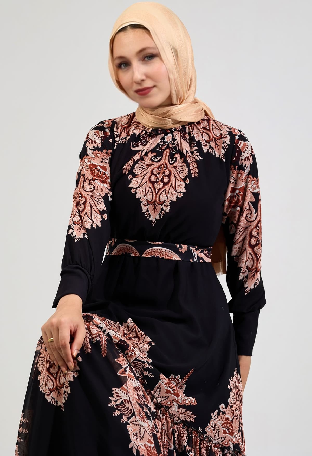 elegant-midnight-dress-sitting-7