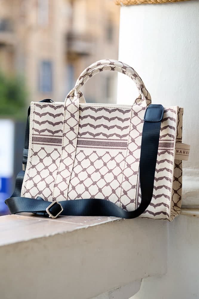 Heritage Charm Canvas Tote - Elegant Medium Size Design in brown, view 4