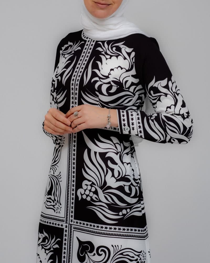 Zubeyde Monochrome Scarf Print Black and White Maxi Dress with Detachable Belt, view 7