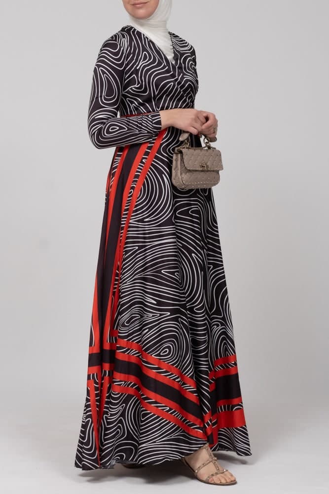 Canim Contrast Dress with V Neck Breastfeeding Friendly Long Sleeve in black, view 5