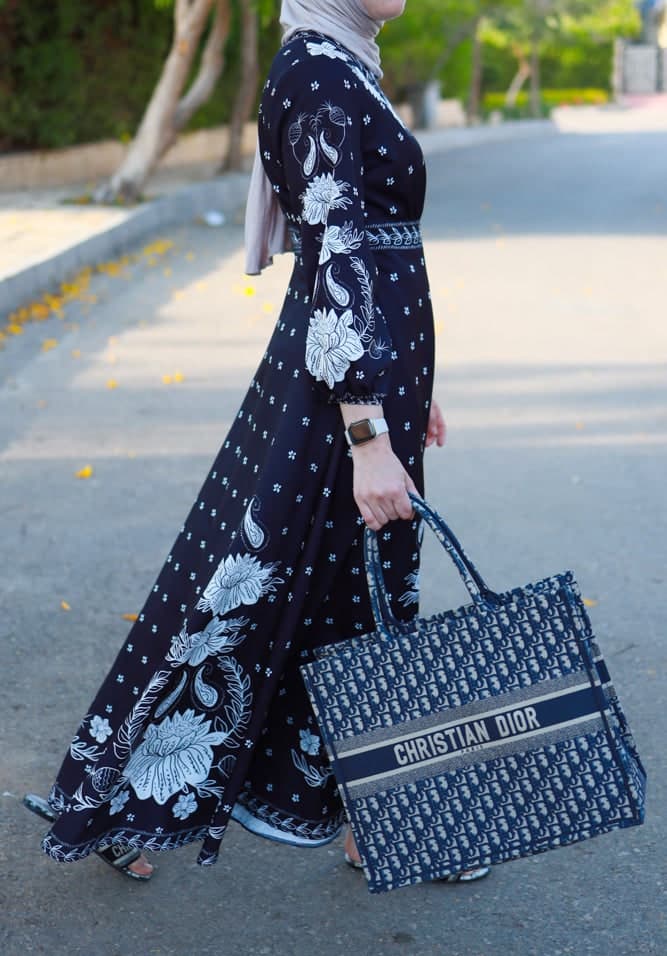 Omniya Everyday Maxi Wrap Dress with Attached Belt Long Elastictaed Sleeves in black, view 4