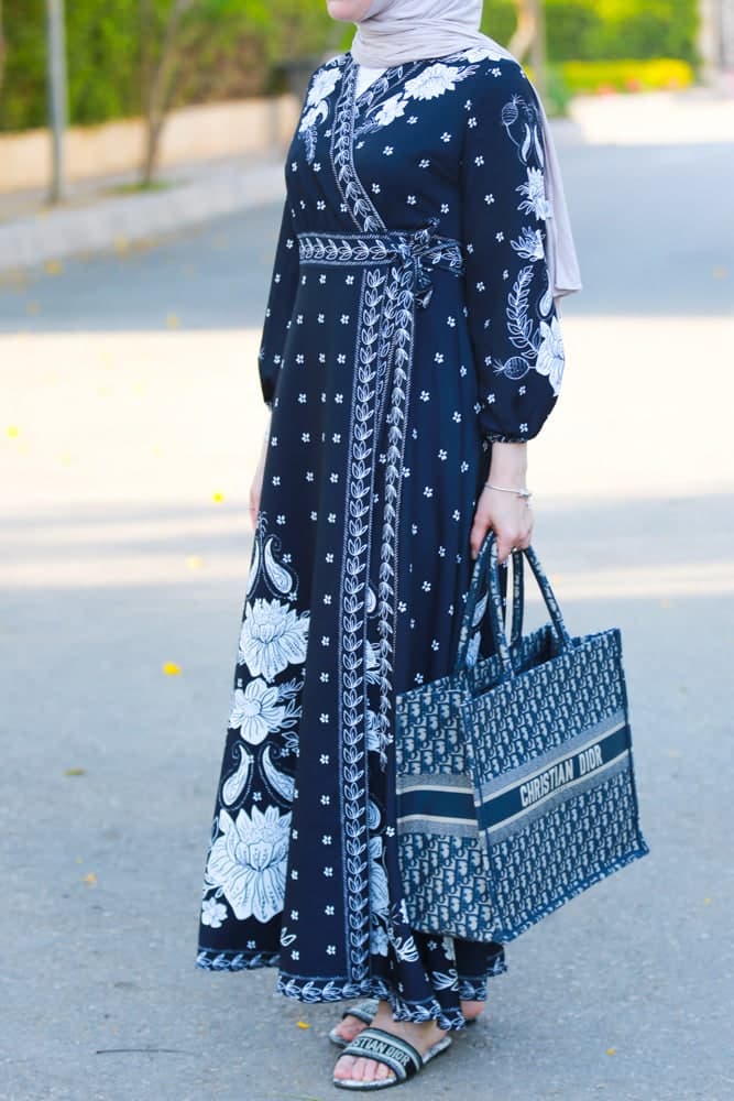 Omniya Everyday Maxi Wrap Dress with Attached Belt Long Elastictaed Sleeves in black, view 6