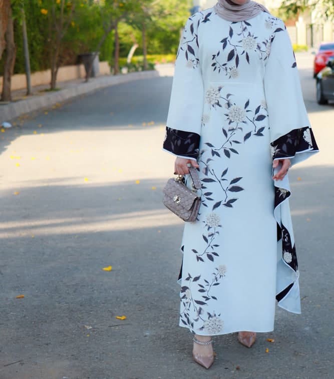 Nastya Contrast Batwing Kimono Extra Dramatic Sleeves Dress Fully Lined Maxi Length in white, view 7