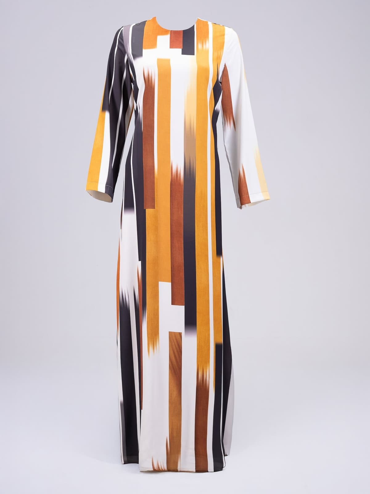 Linear pattern detail of the modesty dress