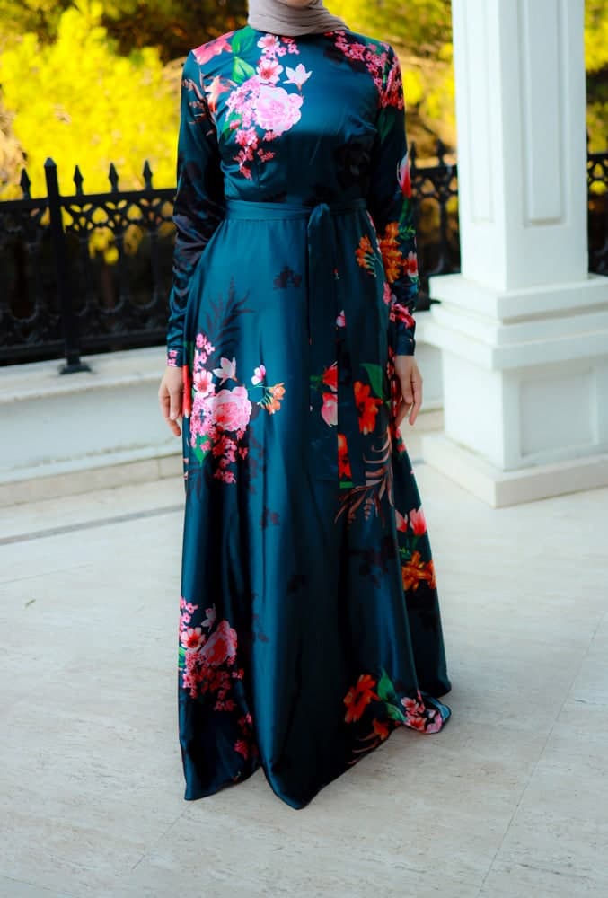 Meryam Modest Maxi Dress in Matt Florals with Detachable Belt in dark blue, view 3