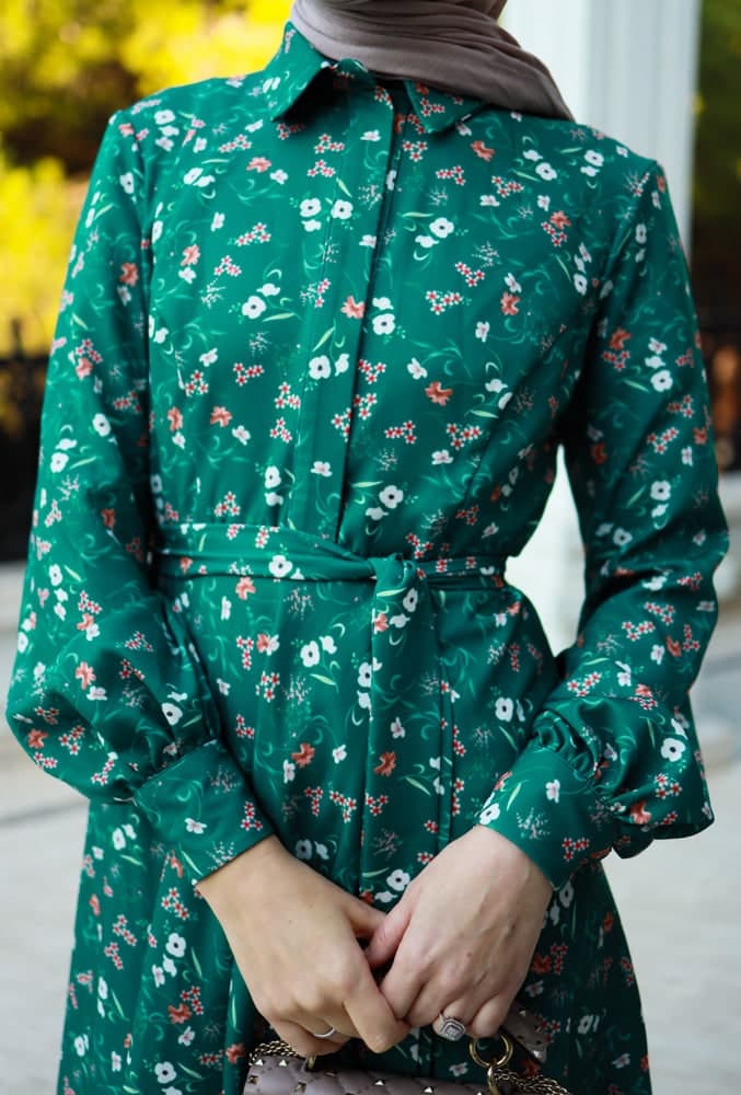 Elanur Modest Dress in Maxi Length and Full Sleeve with Front Button Fastening Matching Belt in green, view 6