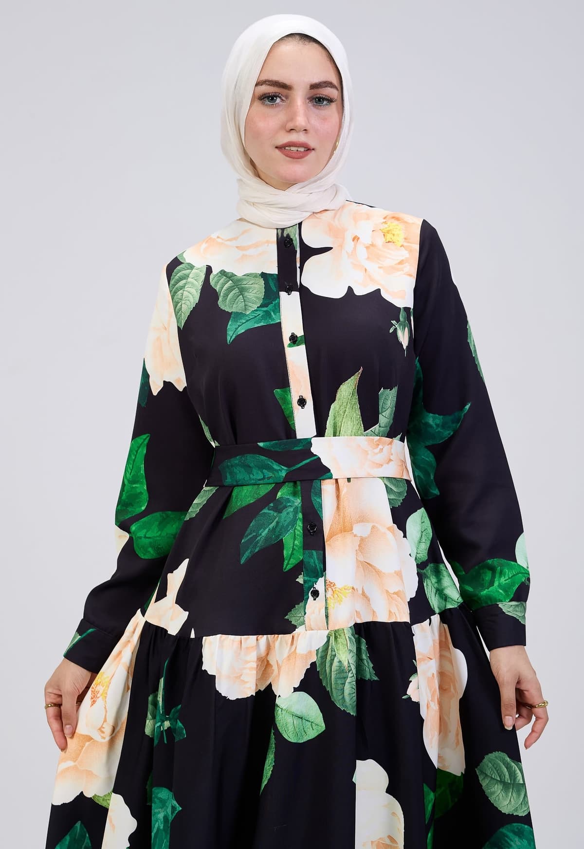 Button-front detail of floral print maxi dress