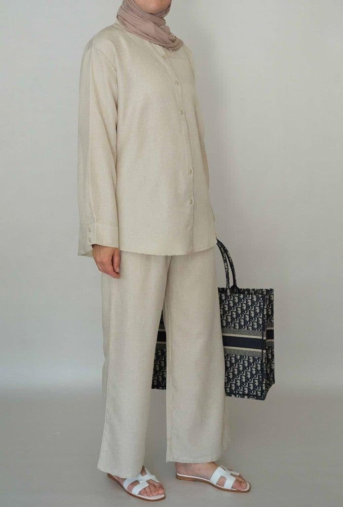 Top Myyia with Maxi Sleeve of Relaxed Fit with Front Button Fastening and Collar in beige, view 4