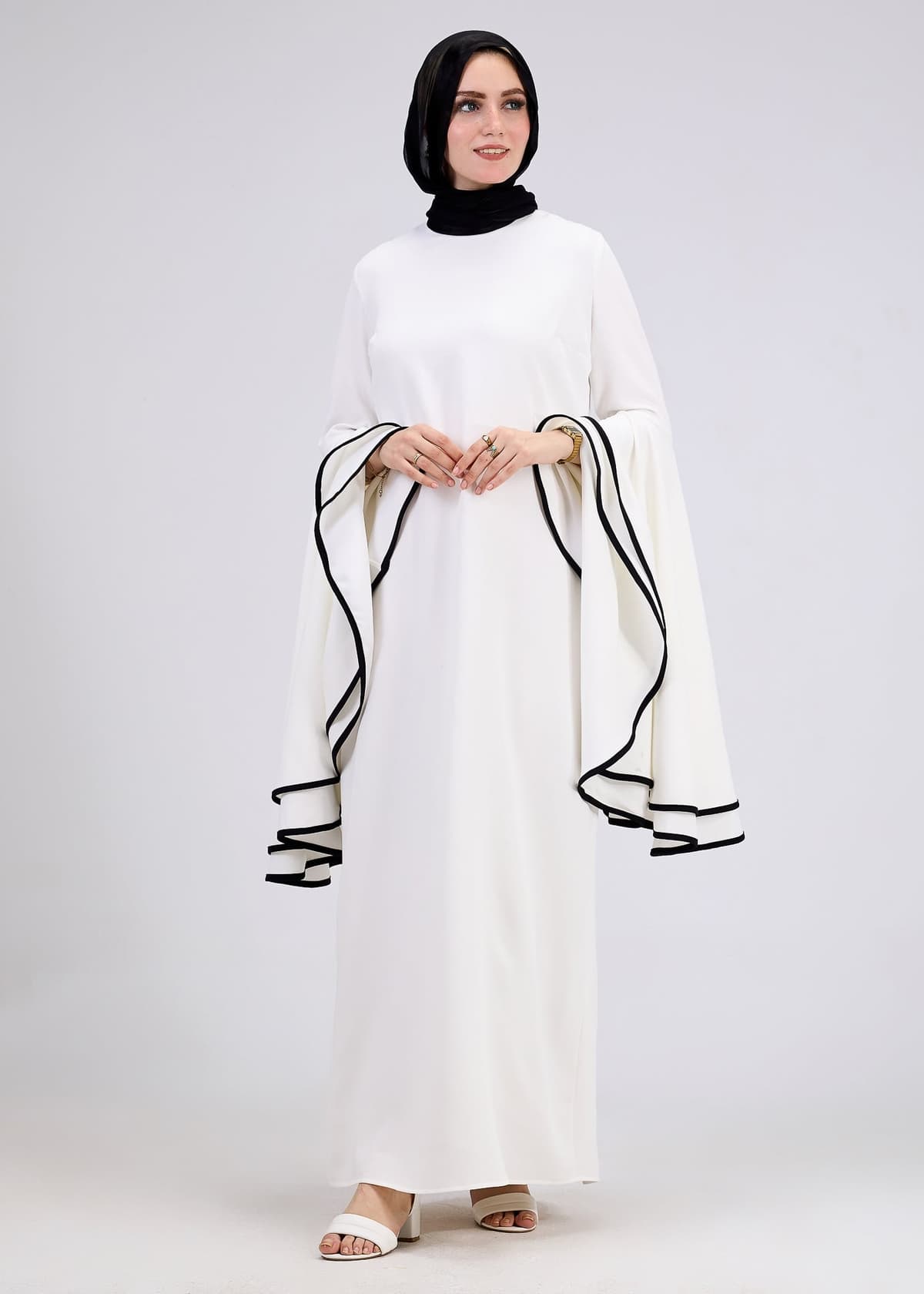 White dress with waist tie
