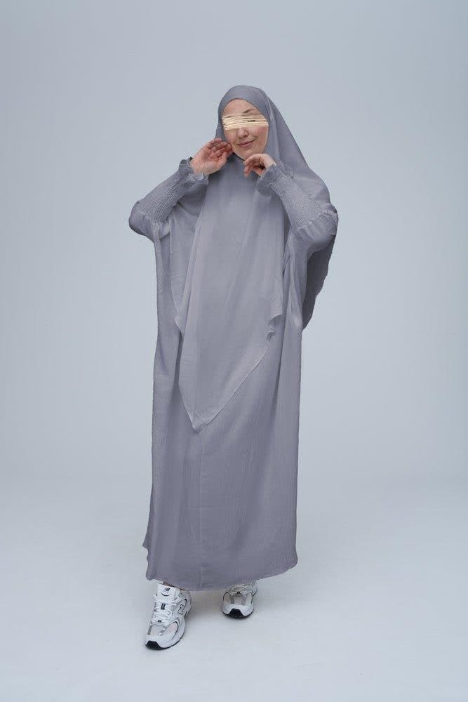 Light Gray Pristine Prayer Gown for Omrah or Prayer in light grey, view 3