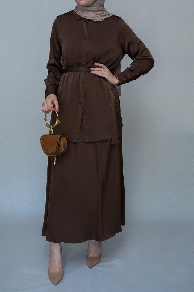 Hattei Blouse Skirt Modest Set Maxi Skirt with Elasticated Waistband Maxi Sleeve Buttoned Shirt with a Detachable Belt in Coffee Brown, view 3