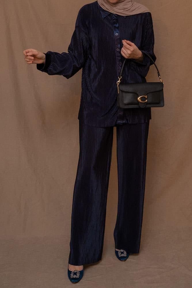 Kibaar Pleated Modest Set with Pants and Shirt in Navy Dark Blue, view 9