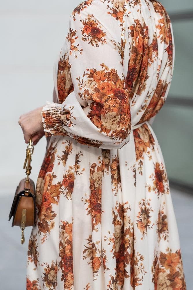 Karanfil Ruched Sleeve Maxi Dress in Ditsy Autumn Floral Loose Fit in white, view 13