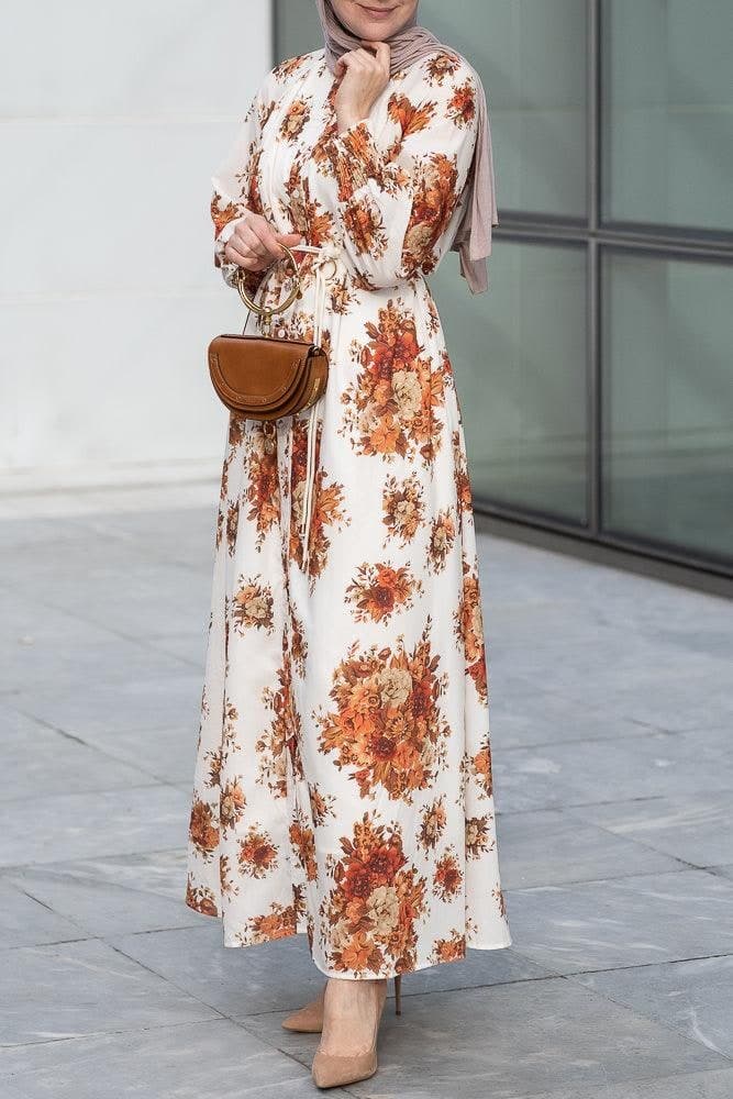 Karanfil Ruched Sleeve Maxi Dress in Ditsy Autumn Floral Loose Fit in white, view 3