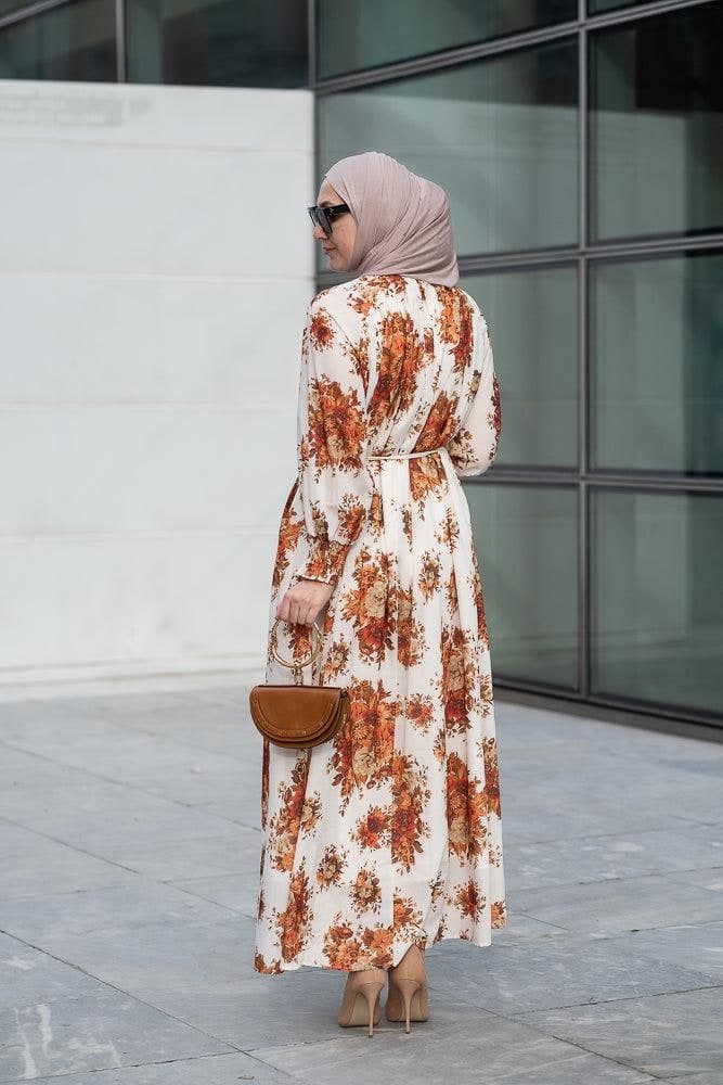 Karanfil Ruched Sleeve Maxi Dress in Ditsy Autumn Floral Loose Fit in white, view 14