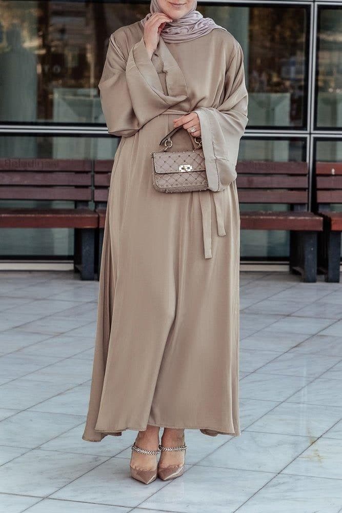 Elyna Plain Lightweight Abaya with Kimono Long Sleeve and Belt in Khaki Brown, view 4