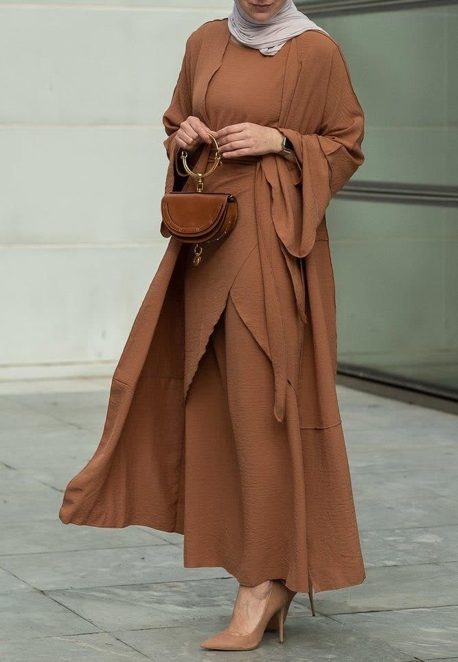 Deluna Three Piece Maxi Lightweight Abaya in Rustic Brown, view 4