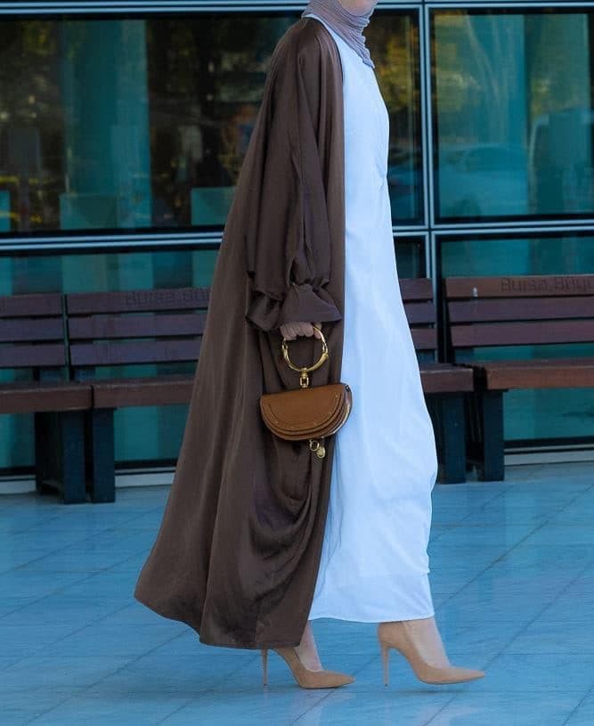 Aishia Slip Dress for Abaya with Front Knot Details in White, view 7