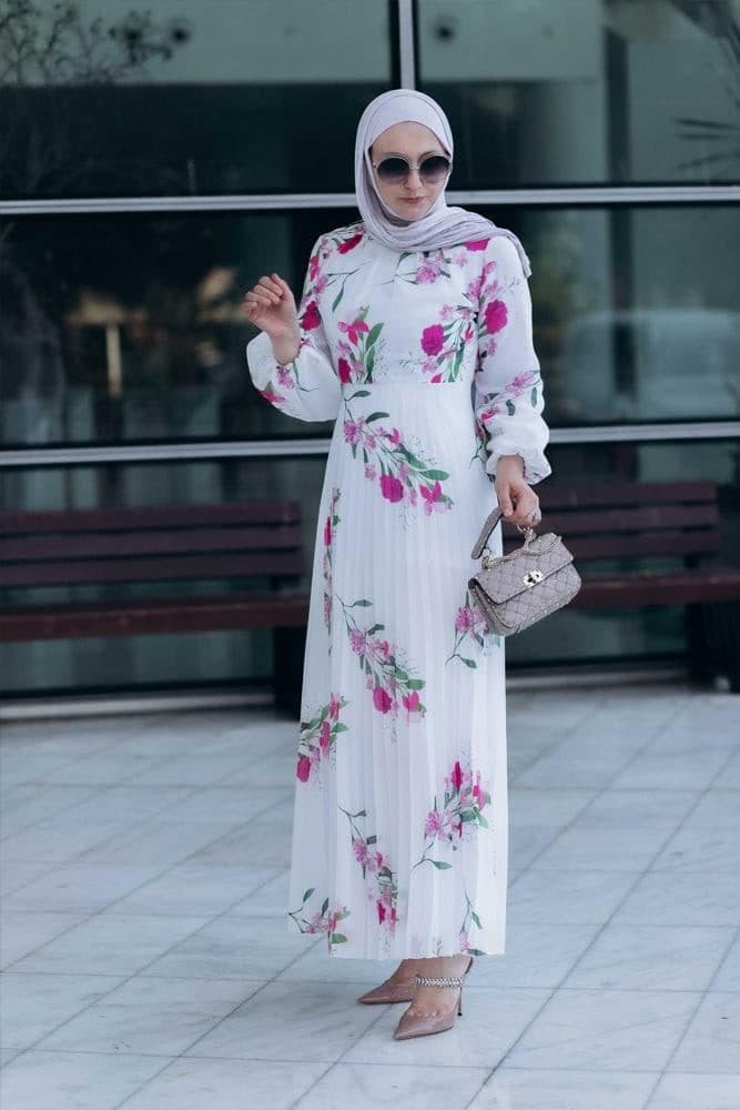 Sinem Maxi Dress with Pleated Skirt and Long Sleeve in white, view 12
