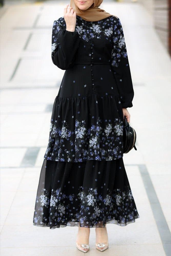 Maiyah Modest Dress in black, view 4