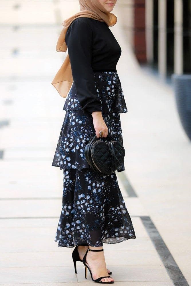 Reiss Modest Dress in black, view 4