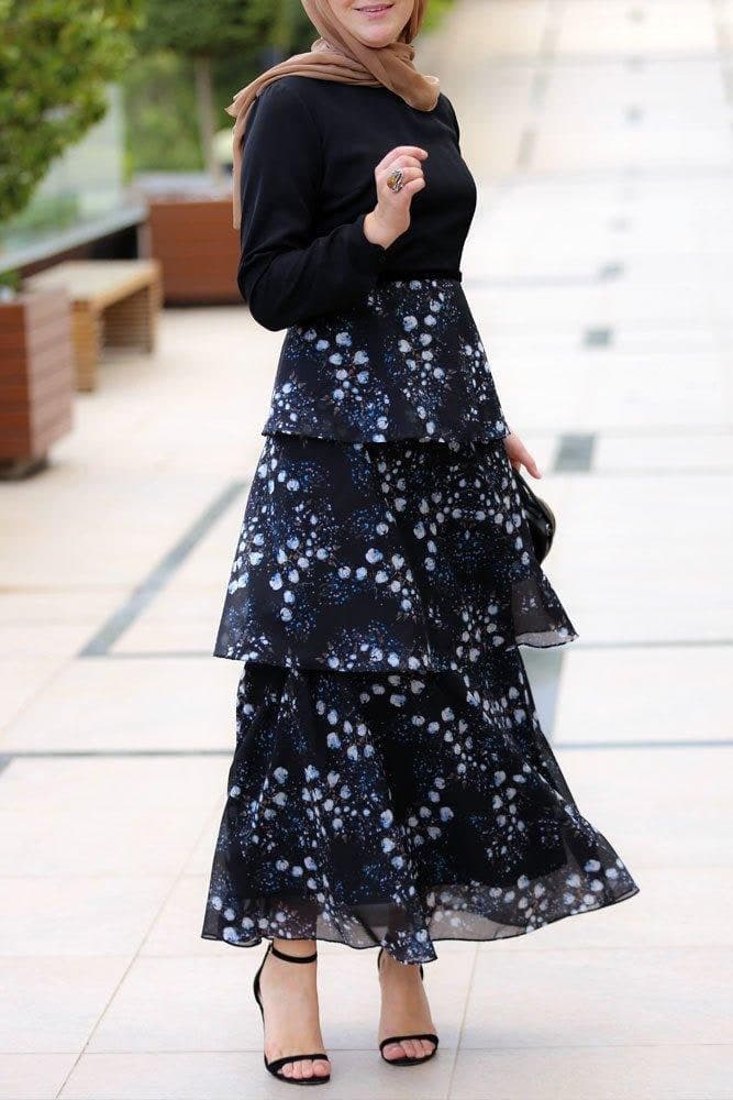 Reiss Modest Dress in black, view 5