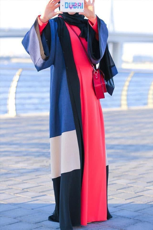 Fluid Abaya in black, view 6