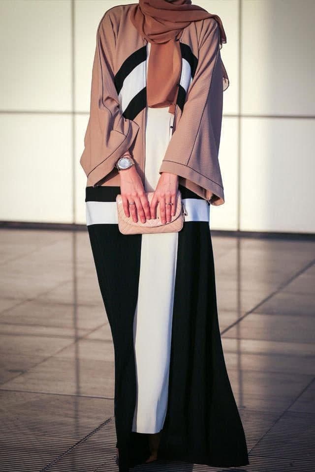 Colourblock Abaya in black, view 7