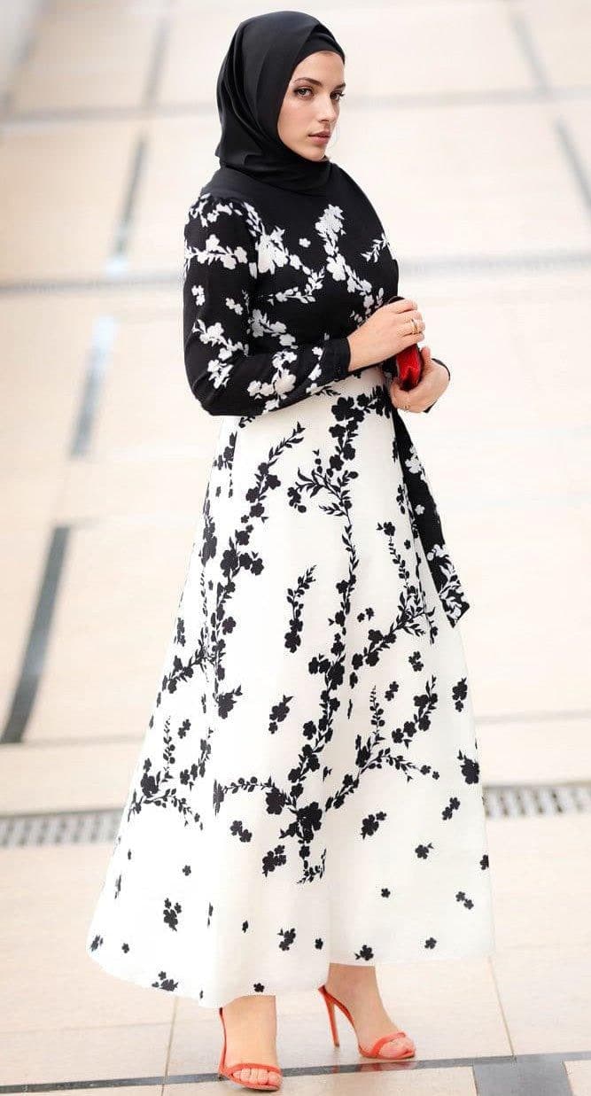 Bougainville Modest Dress in black, view 6
