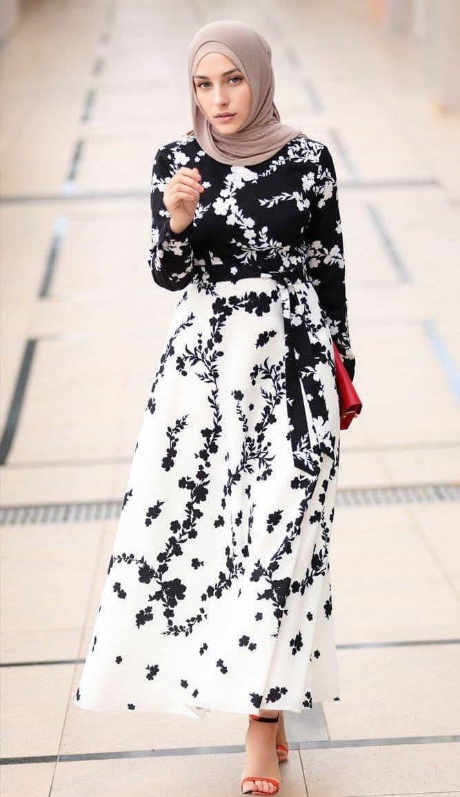 Bougainville Modest Dress in black, view 3