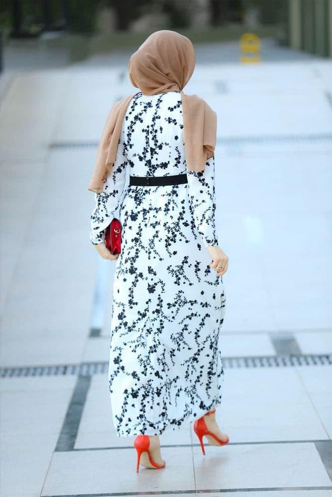 Laza Modest Dress in white, view 4