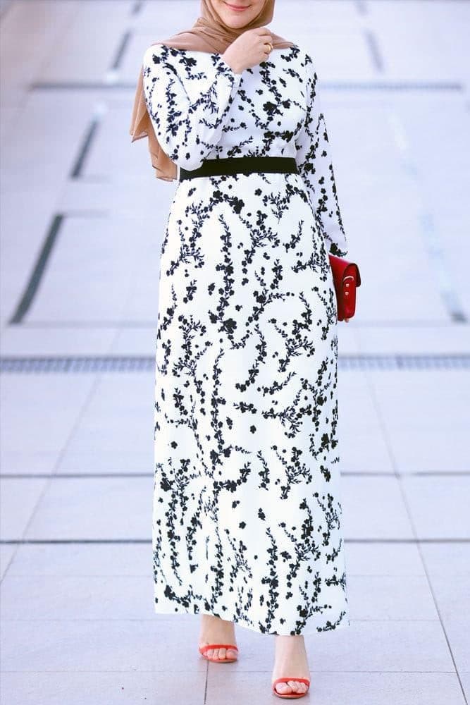 Laza Modest Dress in white, view 7