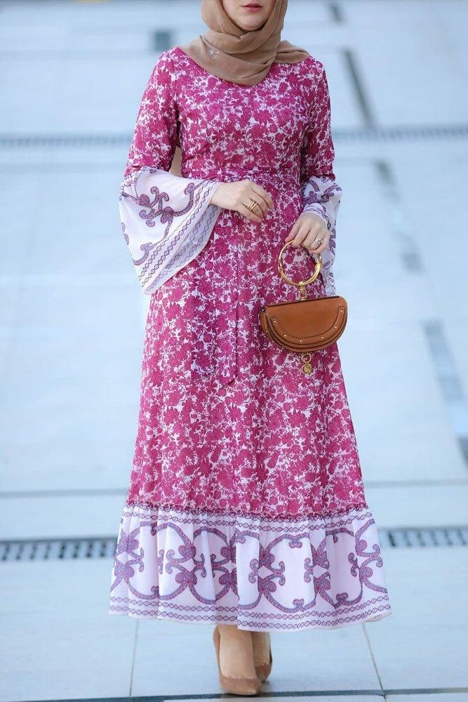 Noor Modest Dress in red, view 4