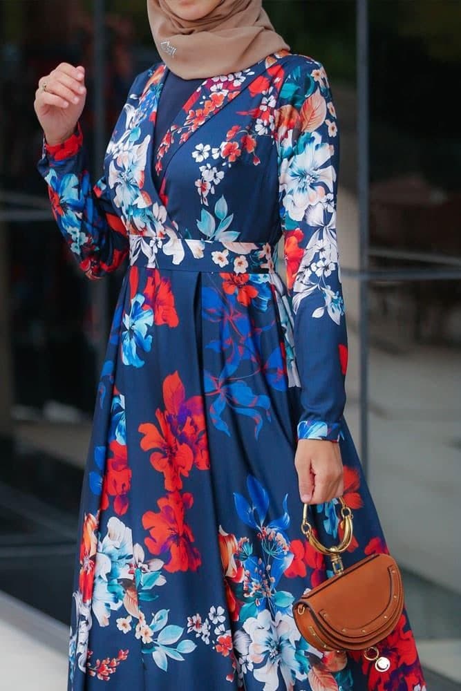 Vela Modest Dress in blue, view 3