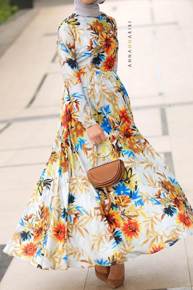 Daffodil Modest Dress in grey, view 7