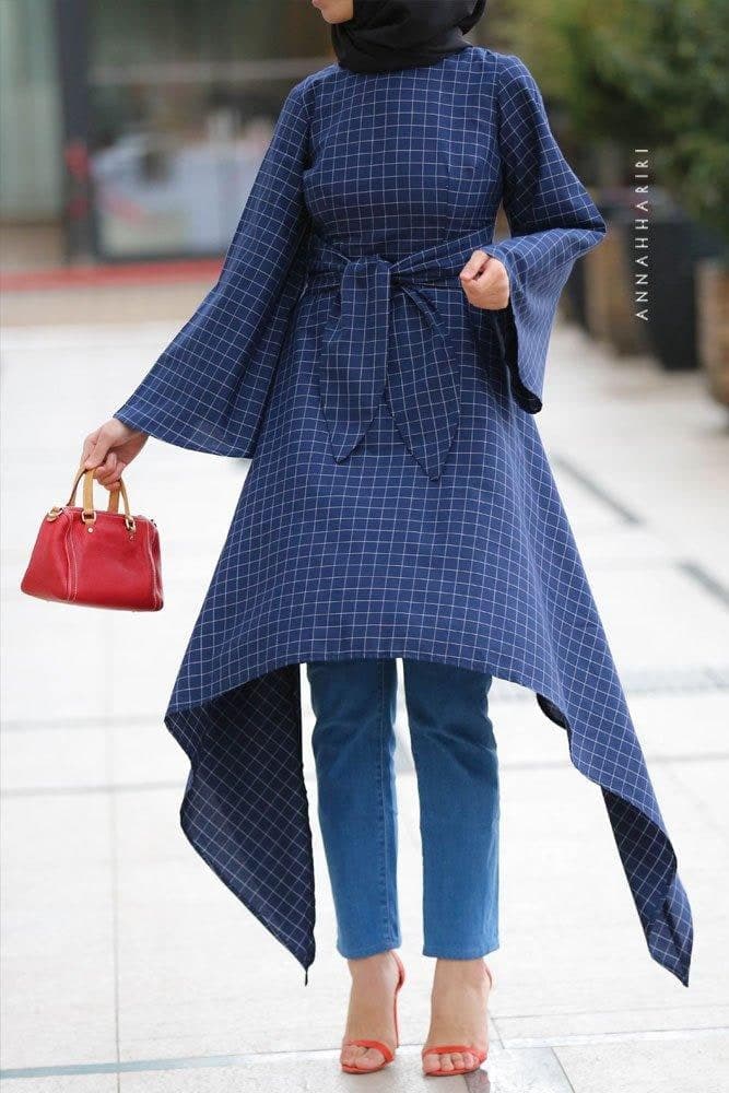 Uneven Modest Tunic in blue, view 3