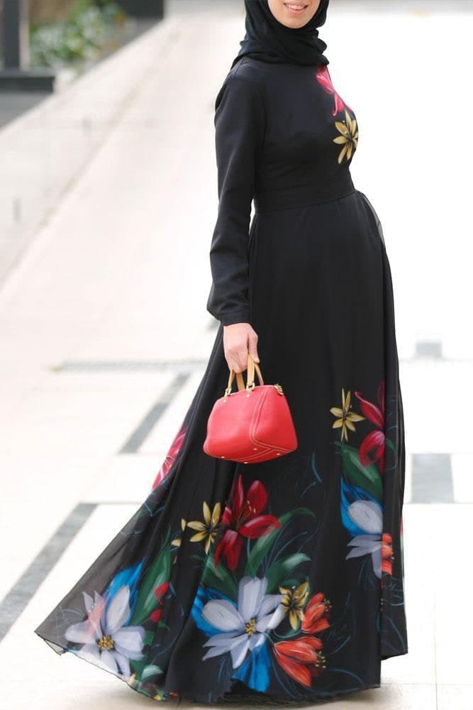 Beautiful Modest Dress in black, view 3