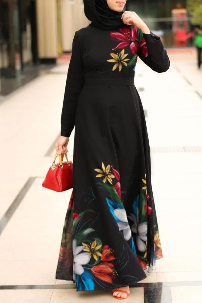 Beautiful Modest Dress in black, view 5