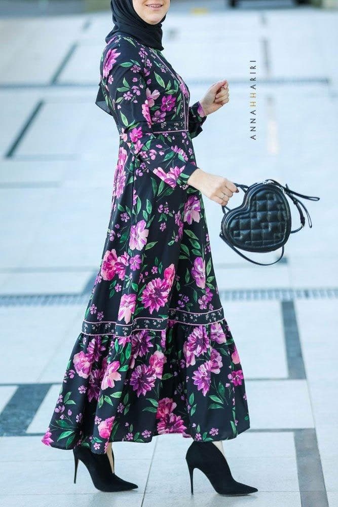 Violetta Modest Dress in black, view 6