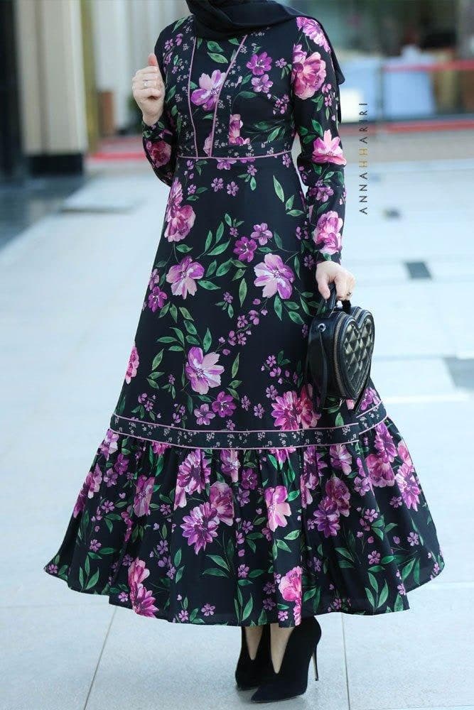 Violetta Modest Dress in black, view 7