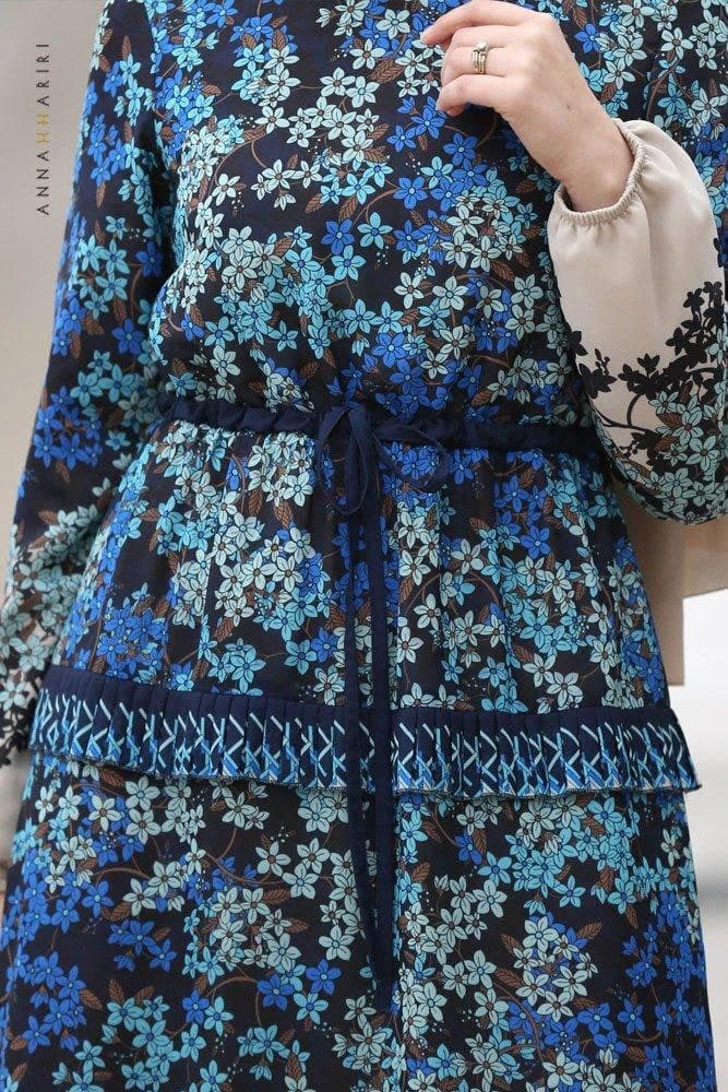 Sea of Flowers Dress in blue, view 6