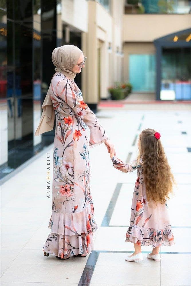 Little Nina Dress in beige, view 6