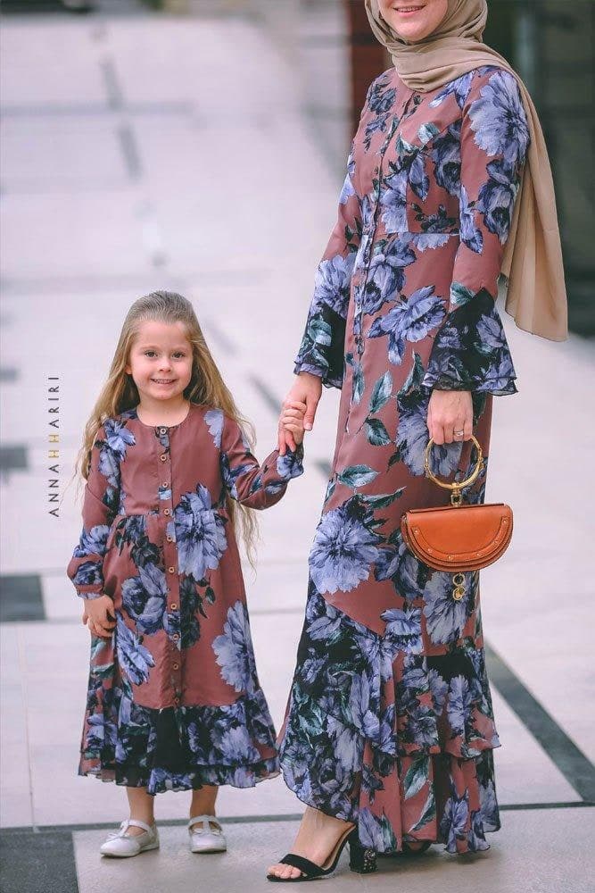 Little Ruba Dress in brown, view 5