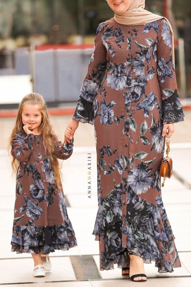Little Ruba Dress in brown, view 4
