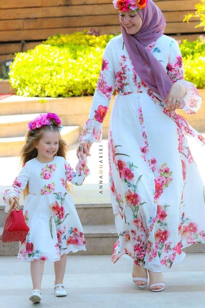 Little Ontario Dress in white, view 6